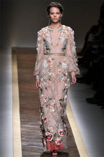 Princesses from Valentino Spring 2012 RTW - Fashion Show - Valentino