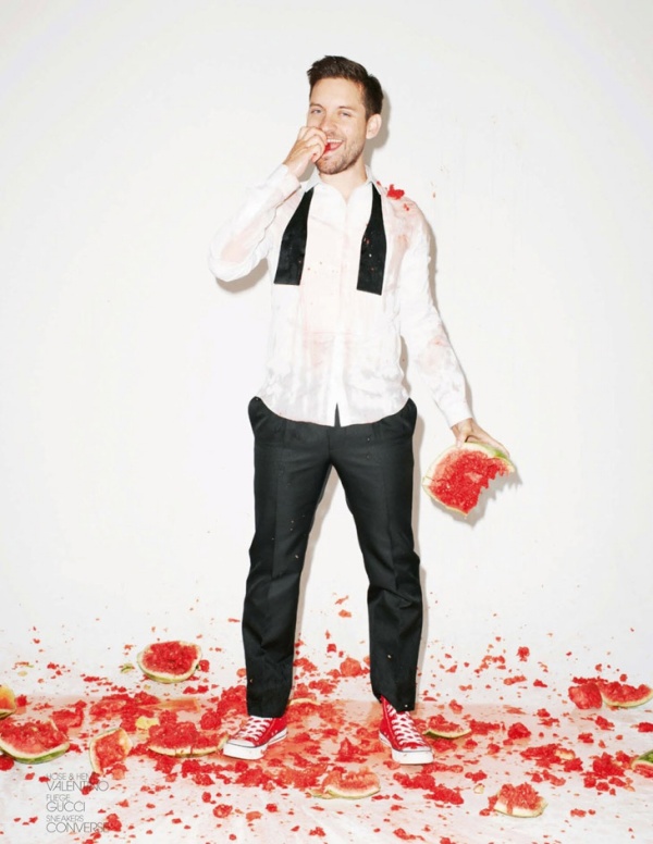 Tobey Maguire "Lập Dị" Trên Tạp Chí Interview Đức Tháng 6/2013 - Tobey Maguire - Terry Richardson - Tạp chí - Tạp chí Interview - Sao