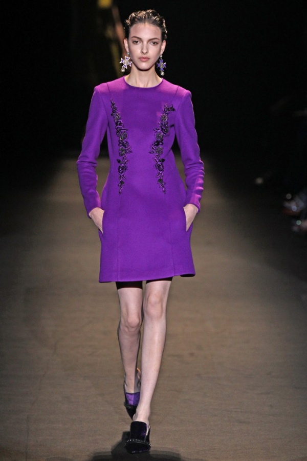 Thu 2013 nổi bật với áo khoác đơn sắc nổi bật - Thời trang nữ - Thời trang - Xu hướng - Thu 2013 - Áo khoác