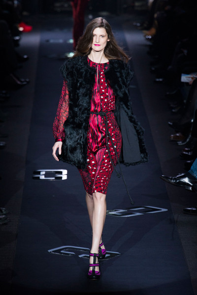 Tinh tế và quyến rũ cùng BST Thu 2013 từ Diane von Furstenberg - Thời trang nữ - Bộ sưu tập - Nhà thiết kế - Thời trang - Thu 2013 - Diane von Furtenberg