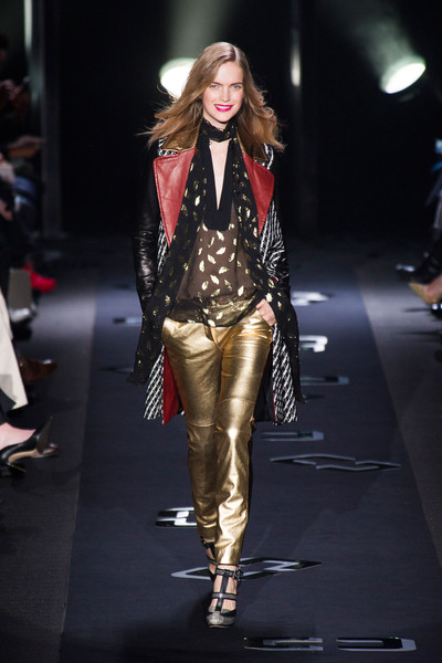 Tinh tế và quyến rũ cùng BST Thu 2013 từ Diane von Furstenberg - Thời trang nữ - Bộ sưu tập - Nhà thiết kế - Thời trang - Thu 2013 - Diane von Furtenberg