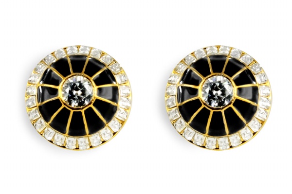 Going to Gold with Glamorous Accessories By Vintage Style