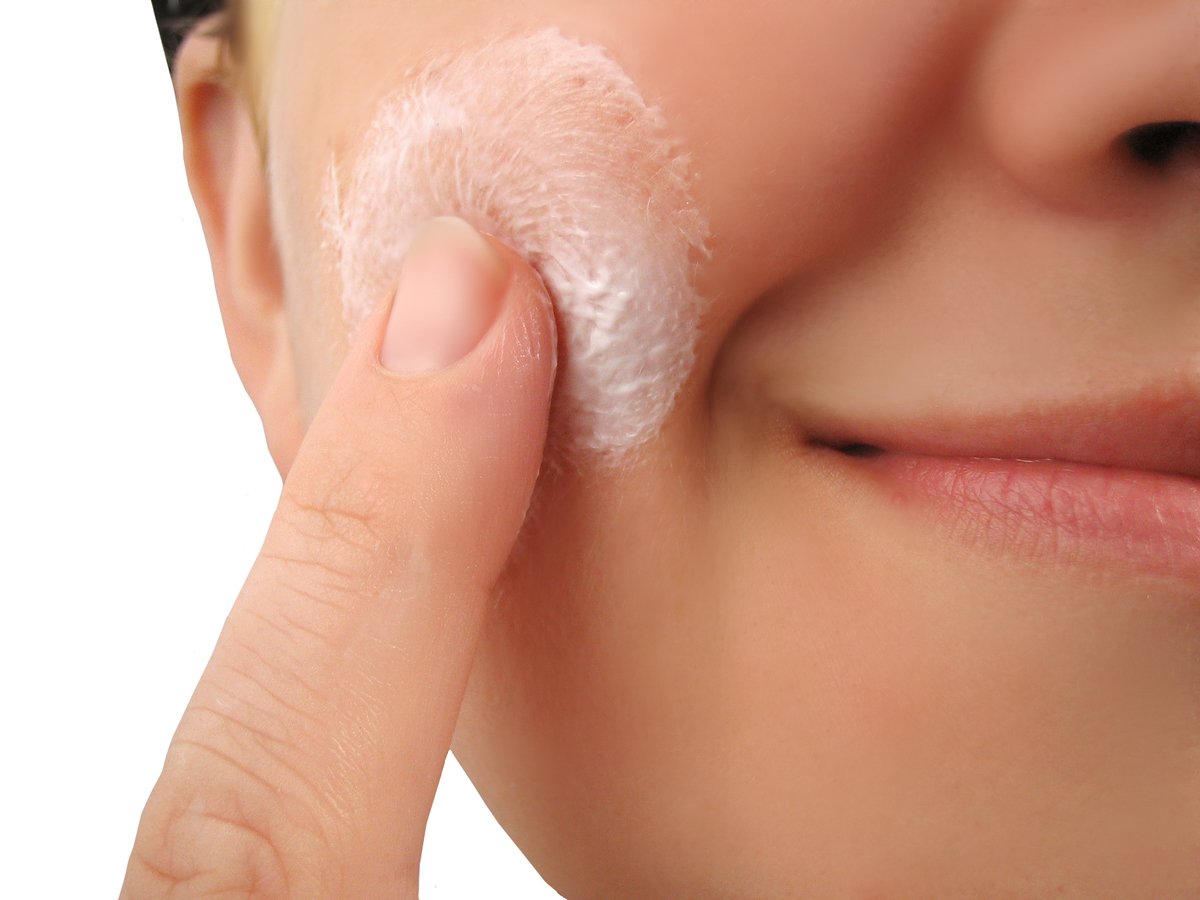 10 Free Ways to Determine If Your Skin Care Products Are Safe