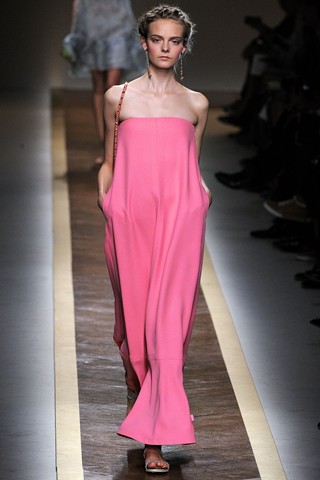 Valentino Spring 2012 Ready-to-Wear - Women's Wear - Fashion Week - Fashion Show - Valentino