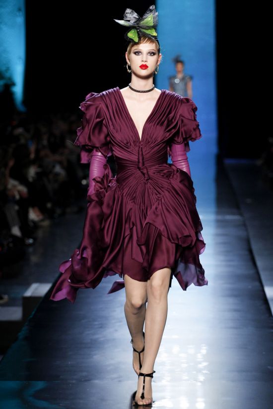 Paris Haute Couture Fashion Week Jean Paul Gaultier S/S 2014 - แฟชั่น - เทรนด์ใหม่ - แฟชั่นคุณผู้หญิง - แฟชั่นเสื้อผ้า - แฟชั่นโชว์ - อินเทรนด์ - Celeb Style - นางแบบ - เทรนด์ - ดีไซเนอร์ - เทรนด์แฟชั่น - สไตล์การแต่งตัว - แฟชั่นนิสต้า - ผู้หญิง - เซ็กซี่ - แฟชั่นการแต่งตัว