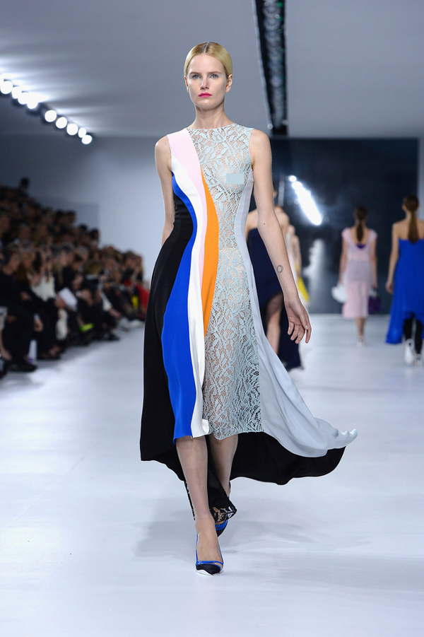 Dior ra mắt BST Cruise 2014 đầy sang trọng và cuốn hút