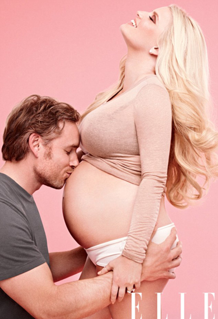 Bà bầu Jessica Simpson thoát y trên Tạp chí ELLE tháng 4/2012 - Sao - ELLE - Tạp chí thời trang