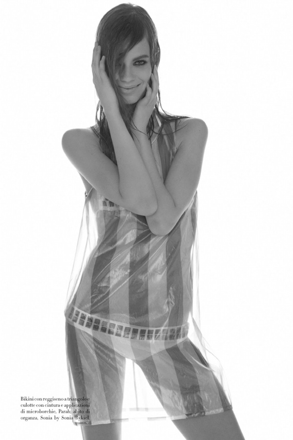 Lexi Boling Gợi Cảm Với Mốt Trong Suốt Trên Tạp Chí Vogue Ý Tháng 5/2014 [PHOTOS+VIDEO] - Lexi Boling - Vogue Ý - Người mẫu - Tin Thời Trang - Hình ảnh - Thời trang - Tạp chí - Trang bìa