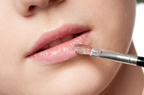 10 สีสันเครื่องสำอางมาแรงปี 2012 - เคล็ดลับ - แต่งหน้า - เครื่องสำอาง
