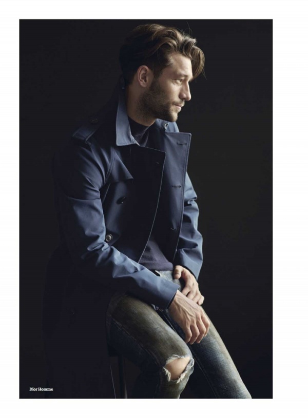 Ngắm John Halls diện áo khoác mùa thu trên tạp chí Details - John Halls - Phong cách sao - Thời trang nam - Áo khoác