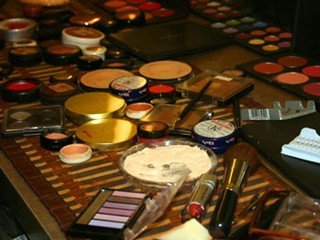 Find Out The Average Shelf Life Of Your Cosmetics