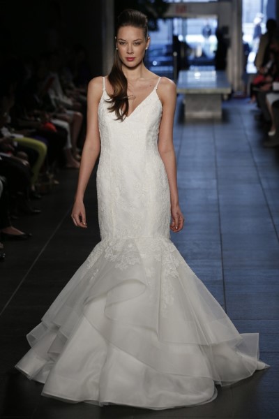 Kết hợp phong cách hiện đại và cổ điển trong BST áo cưới Hè 2014 của Rivini by Rita Vinieris - Thời trang cưới - Bộ sưu tập - Hè 2014 - Áo Cưới