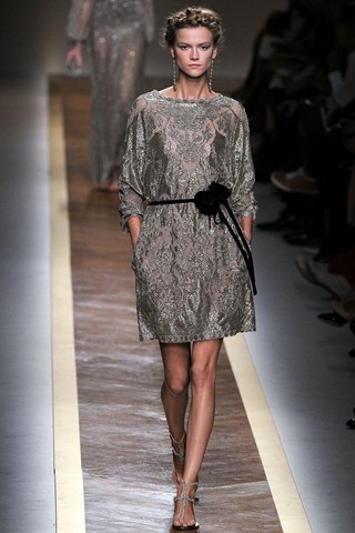 Valentino Spring 2012 Ready-to-Wear - Women's Wear - Fashion Week - Fashion Show - Valentino