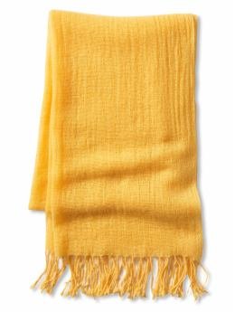 Lightweight cashmere scarf