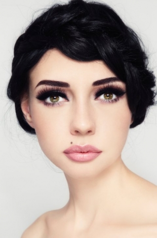 Last Minute Fabulous Christmas Makeup Inspirations - Christmas - Fashion - Makeup - Beauty Care