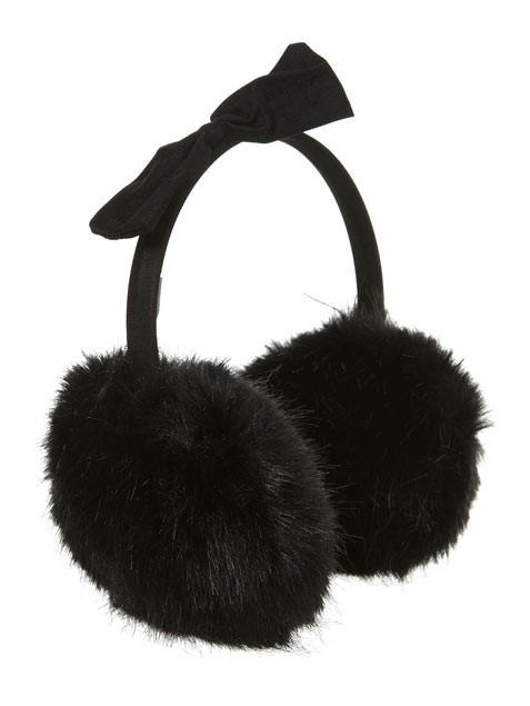 Fabulous Faux Fur for Warming Winter in Cheap Thrills - Women's Wear - Accessory - Faux Fur