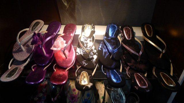 JoJo ความสบายของร้องเท้าแตะ