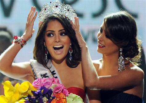 Miss Mexico takes Miss Universe crown She beat out 82 other beauty queens hailing from six continents - Miss Universe - Miss Mexico