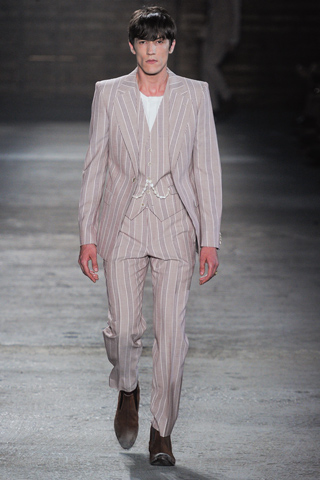 Thời trang nam cho xuân 2012 của Alexander McQueen - Thoi trang nam