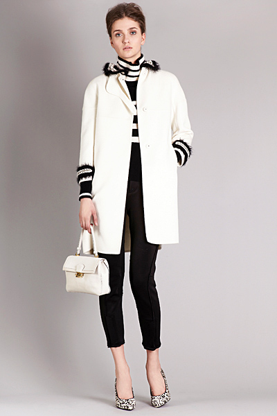 Ấm áp đón thu cùng Ermanno Scervino Pre-Fall RTW - Thời trang nữ - Bộ sưu tập - Thu 2012 - Nhà thiết kế - Ermanno Scervino