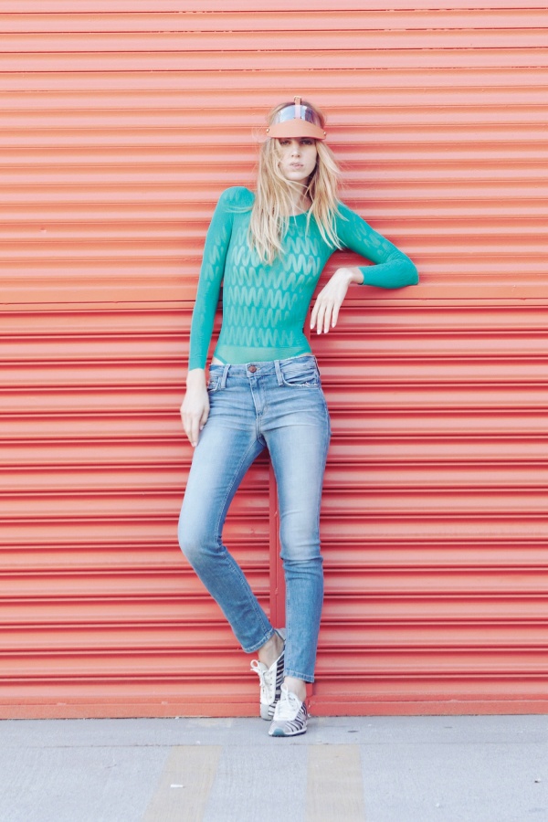 Trẻ trung, gợi cảm cùng BST mới của Joe's Jeans - Joe's Jeans - Thời trang nữ - Thời trang - Bộ sưu tập - Nhà thiết kế - Sun Faded