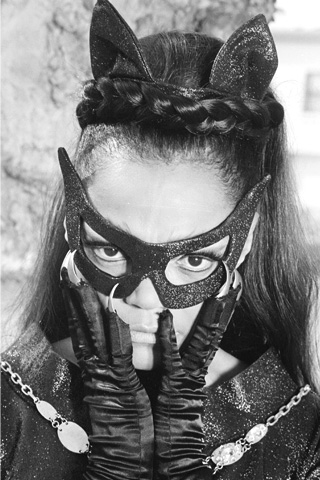 Ấn tượng với thời trang "Meo Meo" - Thời trang nữ - Biểu tượng - Catwomen