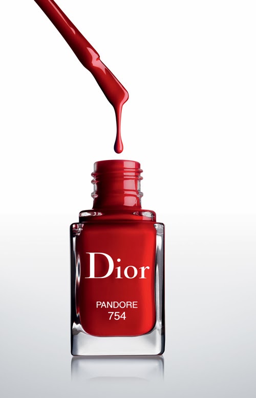 Quyến rũ hơn với sơn móng Dior ‘Vernis Couture Effet Gel’ [PHOTOS] - Nhà thiết kế - Sơn móng - Sản phẩm hot - Hình ảnh - Thư viện ảnh - Bộ sưu tập
