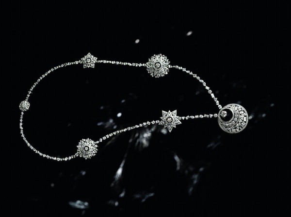 Chanel's Jewels Sparkle In New Book - Designer