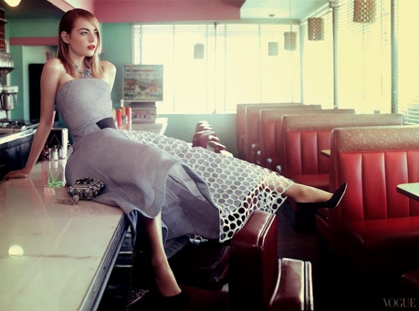 Emma Stone đẹp mê đắm trên Vogue Mỹ tháng 5/2014 - Tin Thời Trang - Sao - Phong Cách Sao - Thời trang - Hình ảnh - Emma Stone - Vogue Mỹ - Gucci