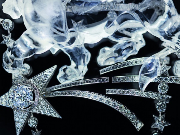 Chanel's Jewels Sparkle In New Book - Designer