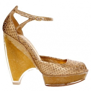 Bold and Sexy Alexander McQueen Pre-Spring Shoes Collection 2013 - Alexander McQueen - Pre-Spring 2013 - Shoes - Designer - Collection