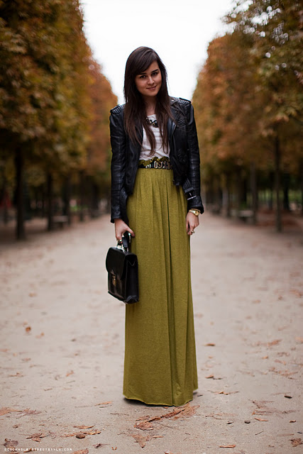 Multi-Styles from 1 Vintage Belt - Accessory - Belt - Women's Wear - Moschino