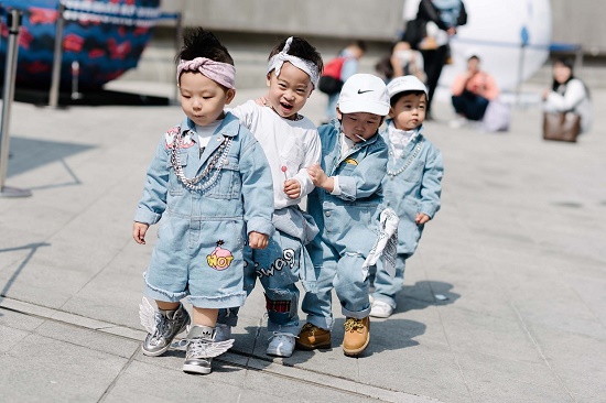The Best Street Style Pics From Seoul Fashion Week - แฟชั่น - อินเทรนด์ - การแต่งตัว - เทรนด์ใหม่ - เทรนด์แฟชั่น - แฟชั่นเสื้อผ้า - แฟชั่นเด็ก - แฟชั่นคุณหนู