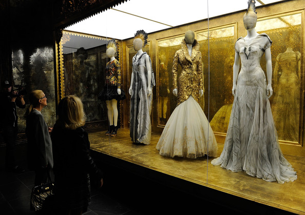 10 Most Memorable Fashion Moments of 2011 - แฟชั่น - Celeb Style - เทรนด์ใหม่