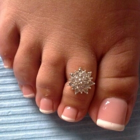 Letnji frenč pedikir - manikir - nokti - nail art - frenc manikir