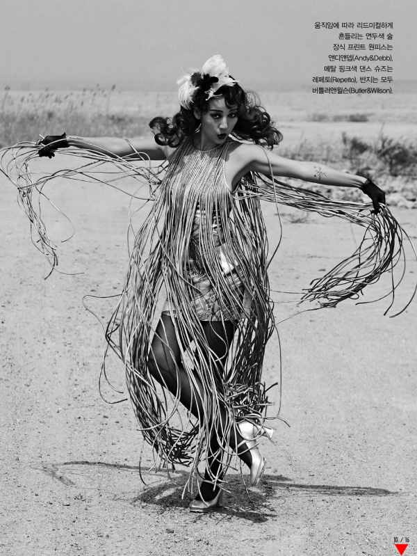 Lee Hyori đóng vai “Show Girl” trên tạp chí Vogue Hàn Quốc tháng 5/2013. - Lee Hyori - Phong cách sao - Tin thời trang - Thời trang - Thư viện ảnh