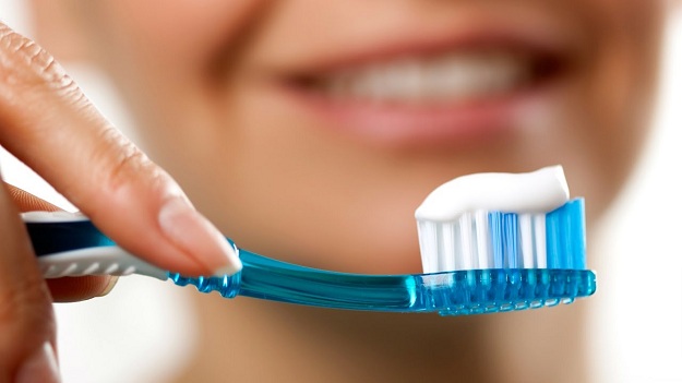 5 วิธีรักษาให้ฟันขาวสวยอย่างเป็นธรรมชาติ - เคล็ดลับ - ความงาม - เทคนิค - ฟันขาว