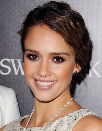 The Prettiest Makeup and Hairstyle from Female Celebrities - Makeup - Hair