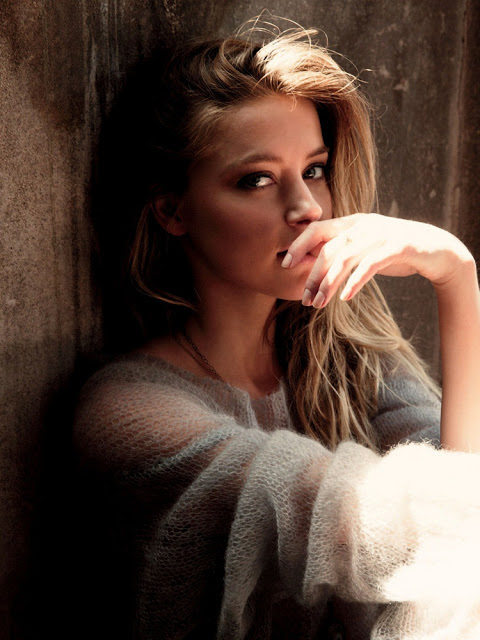 Amber Heard đẹp tự nhiên trên tạp chí Malibu - Amber Heard - Tin Thời Trang - Phong Cách Sao