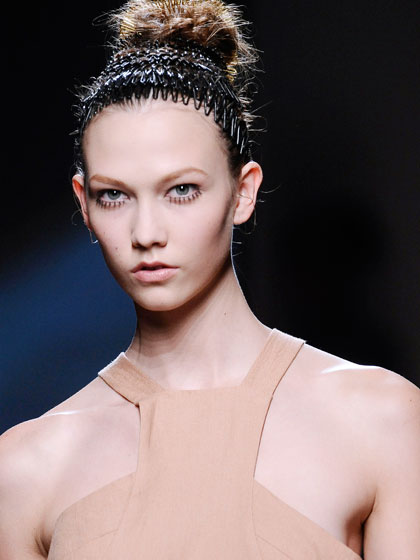 Make up with busy female - Make up