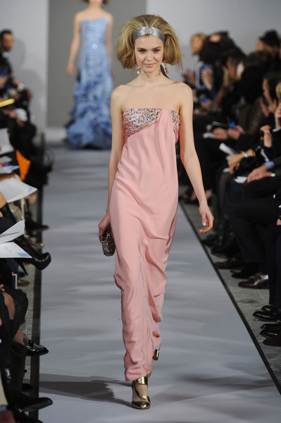 20 ชุดแต่งงานสวยที่คุณต้องชม!! - Elie Saab Couture - J. Mendel - Giambattista Valli C - Reem Acra - Marchesa - Alexander McQueen - Valentino Couture - Oscar de la Renta - แฟชั่นแต่งงาน - stylebistro