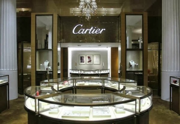 Cartier khai trương cửa hàng mới tại Anh