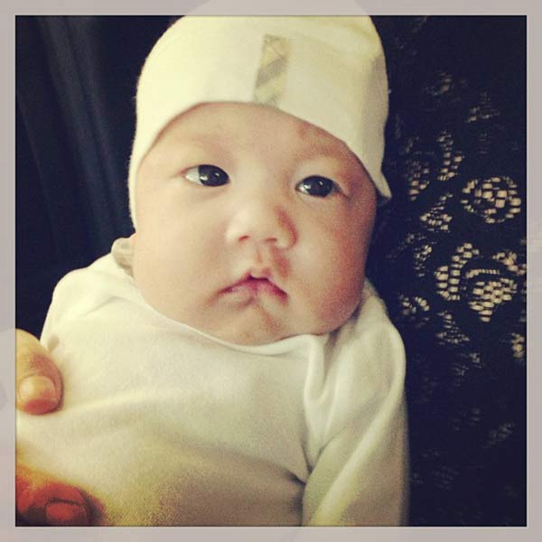 อัพเดทความน่ารัก ลูกสาวสุดเลิฟ น้องแสนดี ของแม่โอ๋ ภัคจีรา