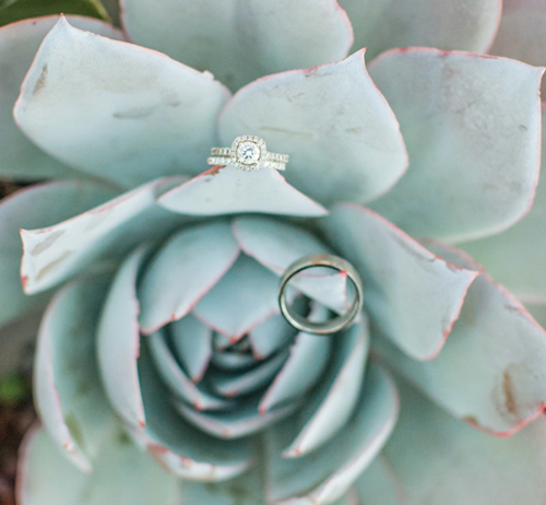 แบบแหวนหมั้น แหวนแต่งงาน เป็นคู่ สวยโดนใจคู่บ่าวสาว - เครื่องประดับ - Jewelry - แหวนแต่งงาน - แบบแหวนหมั้น - แหวนคู่ - แหวนเพชร