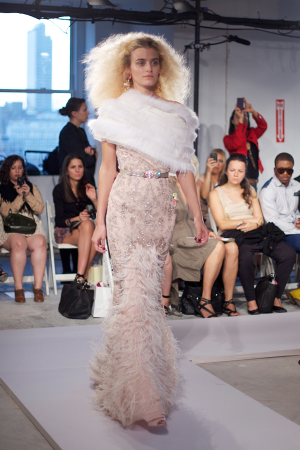 More charming with Oscar de la Renta - Fashion Show