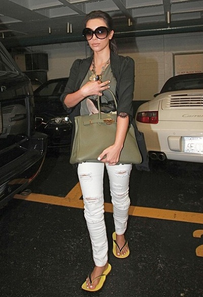 Kim Kardashian กับกระเป๋าสุดแพงของเธอ - Celeb Style - กระเป๋า - Kim Kardashian - Bajillions of Birkin