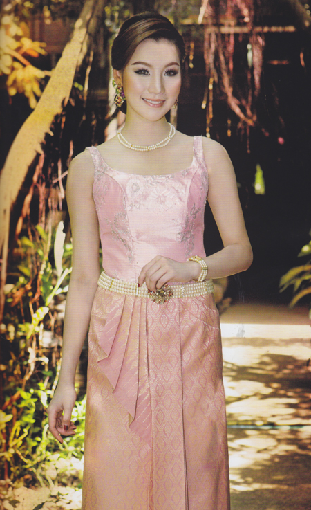 หรูหรา อลังการ แบบ "ชุดไทยแต่งงาน" สไตล์เจ้าหญิงโบราณ - แฟชั่นแต่งงาน - ชุดแต่งงาน - ชุดไทยแต่งงาน - ชุดไทย - สไตล์เจ้าหญิงโบราณ