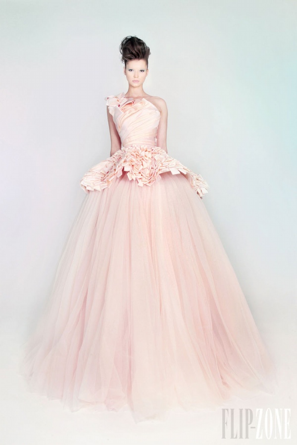 Ngẩn ngơ với BST Xuân Couture 2013 của NTK Rami Kadi - Rami Kadi - Nhà thiết kế - Bộ sưu tập - Xuân/Hè 2013 - Thời trang - Thời trang nữ
