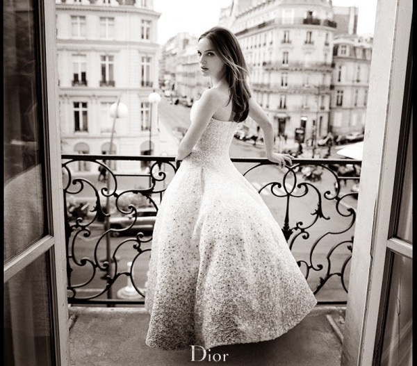 Natalie Portman đẹp như mơ trong quảng cáo nước hoa 'Miss Dior Blooming Bouquet' Xuân 2014 [PHOTOS] - Natalie Portman - Xuân 2014 - Nhà thiết kế - Nước hoa - Dior - Sao - Phong Cách Sao - Hình ảnh - Thư viện ảnh