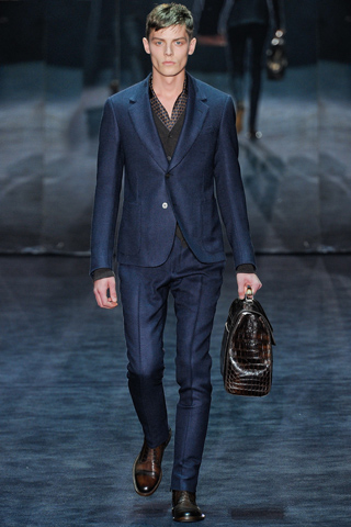เสื้อผ้าผู้ชายจาก Gucci - อินเทรนด์ - แฟชั่น - ดีไซเนอร์ - แฟชั่นโชว์ - แฟชั่นคุณผู้ชาย